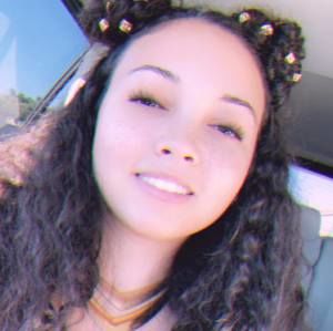 Meet your Posher, Diandra